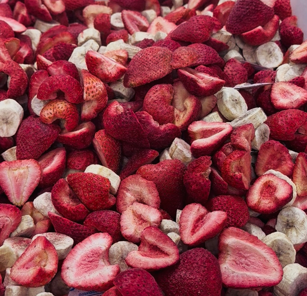 Freeze Dried Organic Strawberry & Banana Mix 70g Large Bag